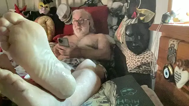 EroticVenetian online show from April 9, 2026, 8:31 am