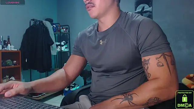 Snapshot of paulo_allen chatting on March 17, 2025, 12:35 pm paulo allen online show from March 17, 2025, 12:35 pm