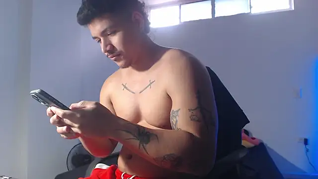 Snapshot of paulo_allen chatting on October 6, 2025, 4:04 pm paulo allen online show from October 6, 2025, 4:04 pm