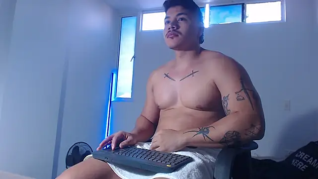 Snapshot of paulo_allen chatting on November 6, 2025, 12:39 pm paulo allen online show from November 6, 2025, 12:39 pm