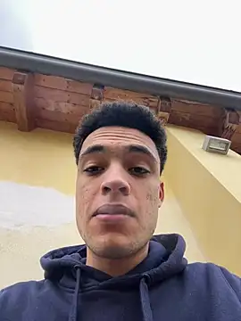 Snapshot of LukonPorn chatting on March 1, 2025, 1:07 pm LukonPorn online show from March 1, 2025, 1:07 pm