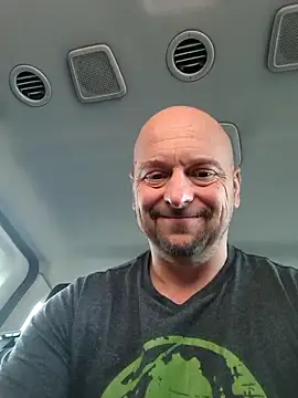 Sports-beast online show from April 14, 2026, 12:00 pm