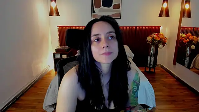 Snapshot of KatherineBond chatting on July 21, 2026, 5:15 pm KatherineBond online show from July 21, 2026, 5:15 pm