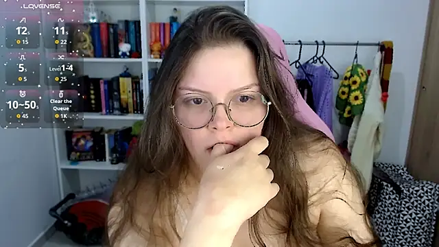 Gabiwaifu online show from November 30, 2025, 5:00 am