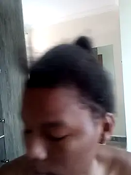 Snapshot of kelsie421 chatting on December 12, 2024, 5:42 am kelsie421 online show from December 12, 2024, 5:42 am