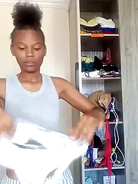 Snapshot of kelsie421 chatting on January 8, 2025, 5:59 am kelsie421 online show from January 8, 2025, 5:59 am