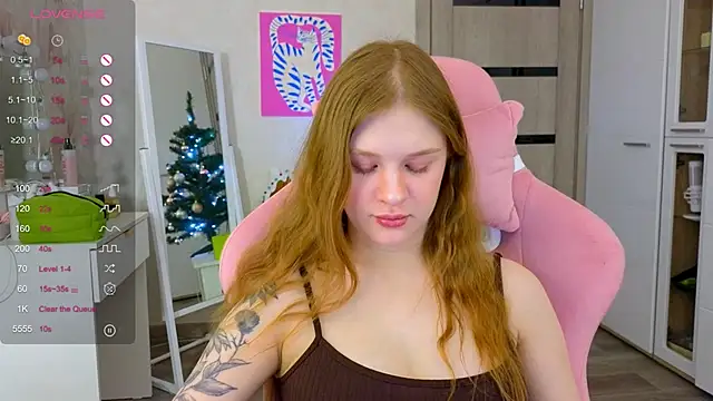 Snapshot of TrissMerigold9 chatting on January 8, 2026, 9:06 pm TrissMerigold9 online show from January 8, 2026, 9:06 pm