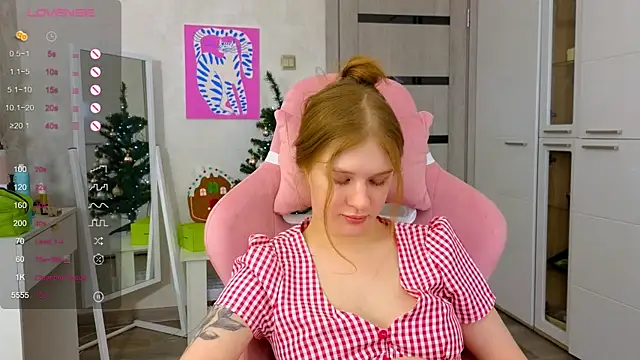 Snapshot of TrissMerigold9 chatting on January 11, 2026, 9:36 am TrissMerigold9 online show from January 11, 2026, 9:36 am