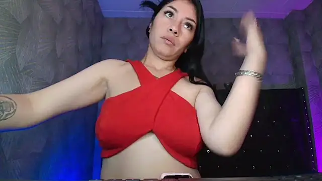 Snapshot of AnnaliOlsenX chatting on May 27, 2026, 6:16 pm AnnaliOlsenX online show from May 27, 2026, 6:16 pm