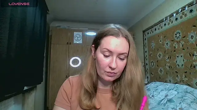 AnnaXLovers online show from February 17, 2026, 2:02 pm