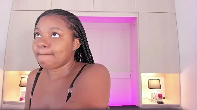 tamaraa smiith online show from February 22, 2025, 11:46 am