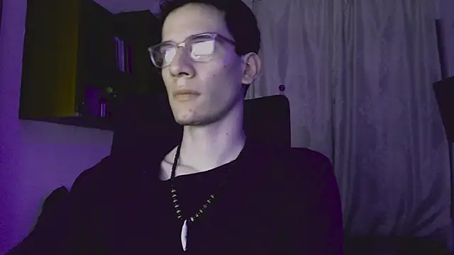 Snapshot of stikmanman chatting on November 18, 2025, 5:23 am stikmanman online show from November 18, 2025, 5:23 am