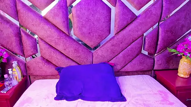 milly print online show from September 9, 2025, 3:28 am