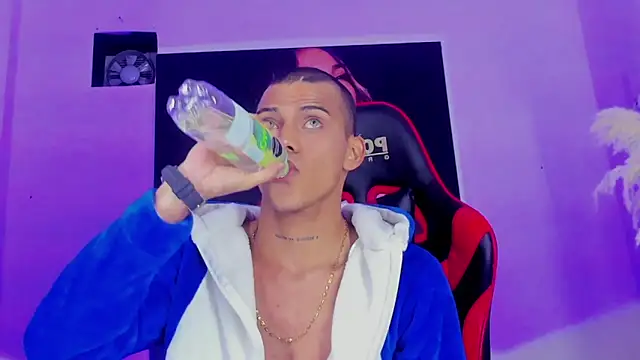 Snapshot of visaelX chatting on January 24, 2025, 4:06 pm visaelX online show from January 24, 2025, 4:06 pm