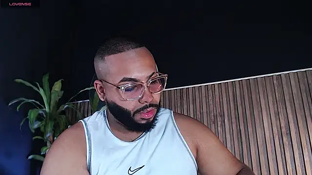 DilanJonnes  online show from December 31, 2024, 8:56 pm