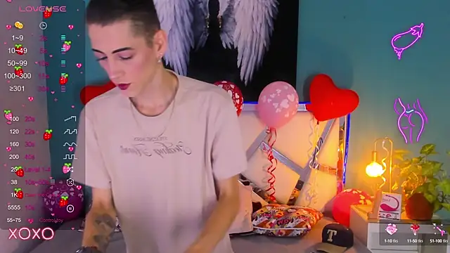 dominic thailor online show from February 20, 2025, 2:35 pm