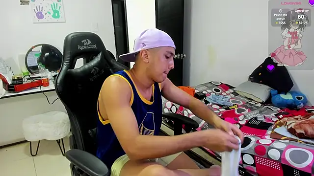 Max kony online show from March 10, 2025, 1:34 am