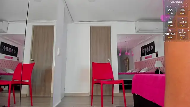 Snapshot of Paytonferrara chatting on February 13, 2025, 5:37 am Paytonferrara online show from February 13, 2025, 5:37 am