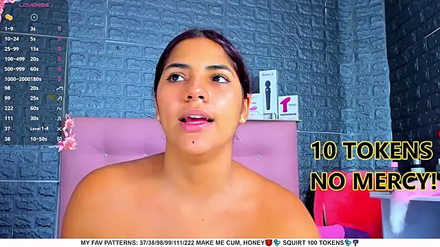 Snapshot of AriannaLewiis chatting on February 3, 2025, 7:31 pm AriannaLewiis online show from February 3, 2025, 7:31 pm