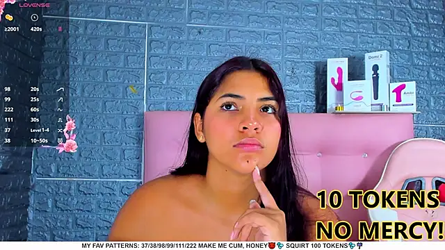 Snapshot of AriannaLewiis chatting on February 5, 2025, 7:31 pm AriannaLewiis online show from February 5, 2025, 7:31 pm