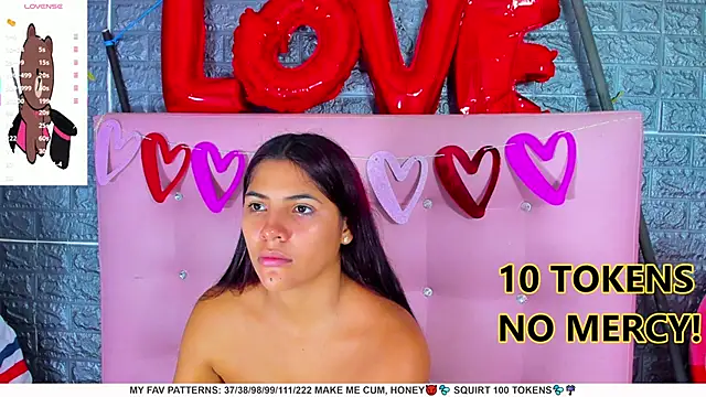 Snapshot of AriannaLewiis chatting on February 16, 2025, 7:27 pm AriannaLewiis online show from February 16, 2025, 7:27 pm