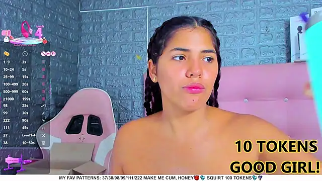 Snapshot of AriannaLewiis chatting on March 6, 2025, 1:37 am AriannaLewiis online show from March 6, 2025, 1:37 am