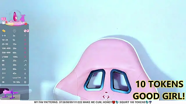 Snapshot of AriannaLewiis chatting on March 18, 2025, 1:10 am AriannaLewiis online show from March 18, 2025, 1:10 am