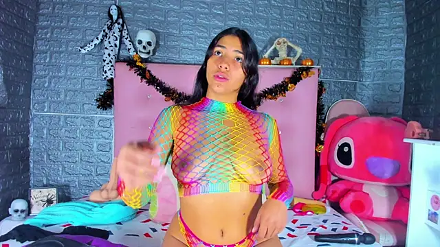 Snapshot of AriannaLewiis chatting on October 18, 2025, 7:36 pm AriannaLewiis online show from October 18, 2025, 7:36 pm