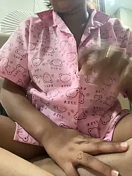 Snapshot of samayra124 chatting on December 16, 2025, 1:16 pm samayra124 online show from December 16, 2025, 1:16 pm