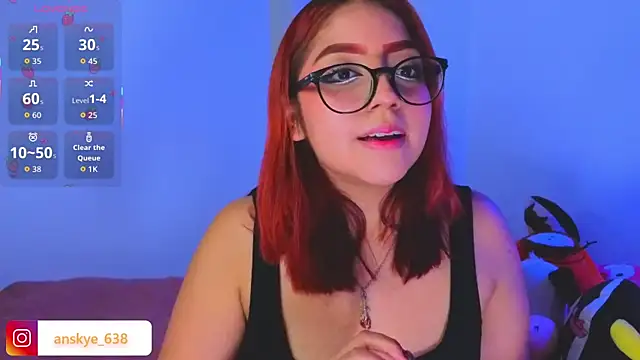 Snapshot of AnngelaSkye chatting on November 19, 2025, 4:45 am AnngelaSkye online show from November 19, 2025, 4:45 am