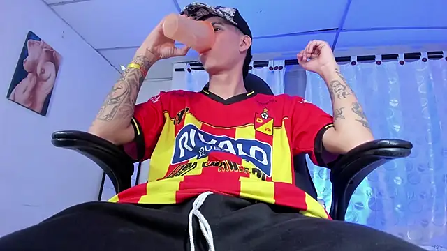 FrannBoy online show from March 14, 2025, 11:00 pm