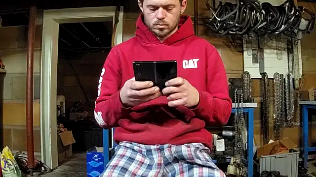 Bigoleslong98765 online show from February 13, 2026, 11:45 pm