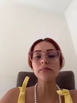 Miss-Abbii online show from February 12, 2026, 9:10 pm