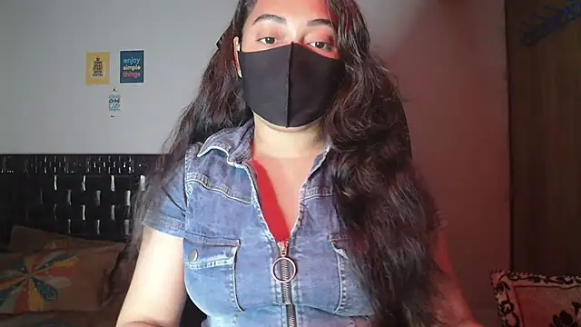 Snapshot of Most-Beautiful-Queen chatting on October 31, 2025, 6:09 pm Most-Beautiful-Queen online show from October 31, 2025, 6:09 pm