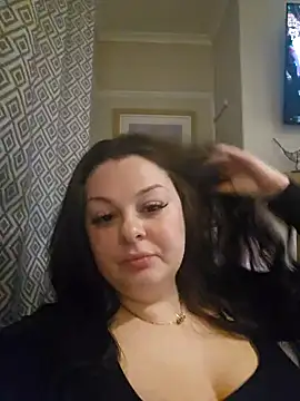 Snapshot of Britishbella chatting on February 21, 2025, 1:22 am Britishbella online show from February 21, 2025, 1:22 am