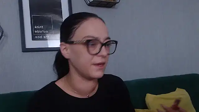 IzabelllNoir online show from February 16, 2025, 9:15 am