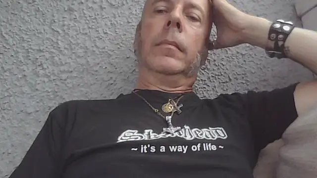 Snapshot of SHARPSkinhead chatting on June 28, 2026, 6:30 am SHARPSkinhead online show from June 28, 2026, 6:30 am