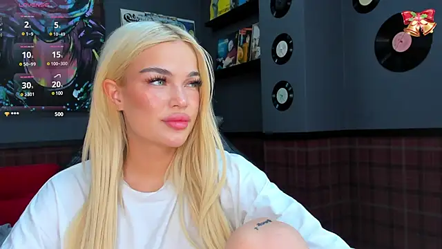 Angel Sapphire  online show from March 12, 2025, 12:57 pm