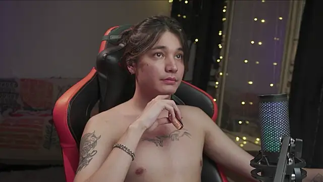 Snapshot of cherrydany chatting on February 3, 2026, 3:26 am cherrydany online show from February 3, 2026, 3:26 am