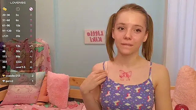 Snapshot of PrincessLittleKiki chatting on October 3, 2025, 7:16 am PrincessLittleKiki online show from October 3, 2025, 7:16 am