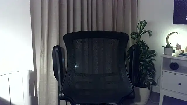 Snapshot of Mr_Beef chatting on December 8, 2024, 1:13 am Mr Beef online show from December 8, 2024, 1:13 am