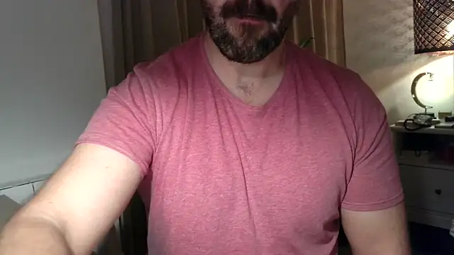 Snapshot of Mr_Beef chatting on January 4, 2025, 10:24 pm Mr Beef online show from January 4, 2025, 10:24 pm