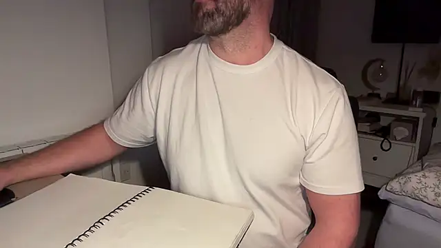 Snapshot of Mr_Beef chatting on January 10, 2025, 8:26 pm Mr Beef online show from January 10, 2025, 8:26 pm