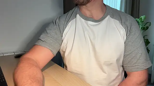 Snapshot of Mr_Beef chatting on January 26, 2025, 2:41 pm Mr Beef online show from January 26, 2025, 2:41 pm