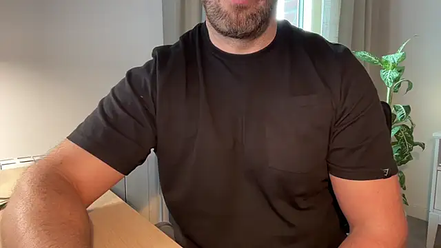 Snapshot of Mr_Beef chatting on January 31, 2025, 3:33 pm Mr Beef online show from January 31, 2025, 3:33 pm