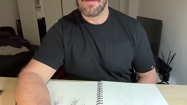 Snapshot of Mr_Beef chatting on February 11, 2025, 9:56 pm Mr Beef online show from February 11, 2025, 9:56 pm