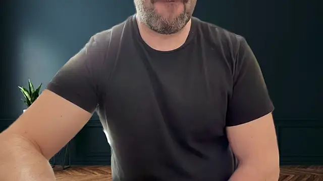 Snapshot of Mr_Beef chatting on March 21, 2025, 9:45 am Mr Beef online show from March 21, 2025, 9:45 am