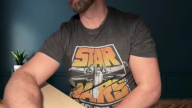 Snapshot of Mr_Beef chatting on March 22, 2025, 7:42 pm Mr Beef online show from March 22, 2025, 7:42 pm