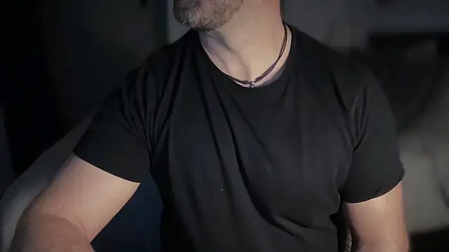 Snapshot of Mr_Beef chatting on November 8, 2025, 9:46 pm Mr Beef online show from November 8, 2025, 9:46 pm