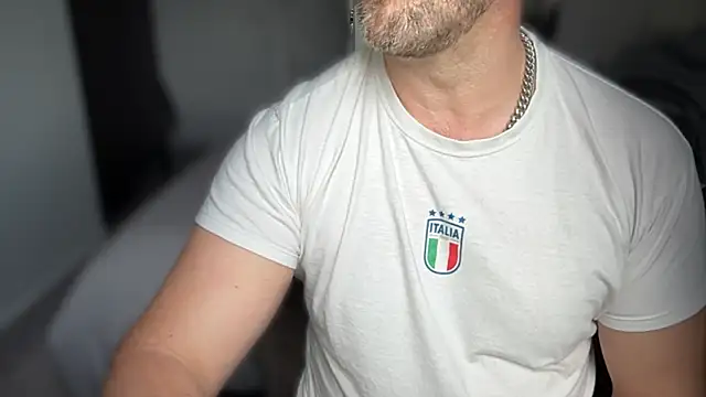 Snapshot of Mr_Beef chatting on November 9, 2025, 1:31 pm Mr Beef online show from November 9, 2025, 1:31 pm